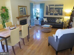1516 Summerchase Ct-Unit -C in Reston, VA - Building Photo - Building Photo