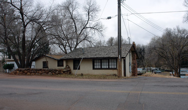 El Paso Mobile Home Community in Manitou Springs, CO - Building Photo - Building Photo