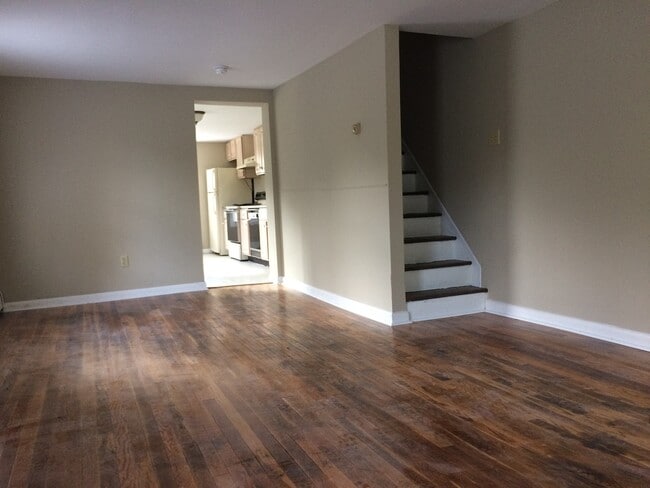 9040 Easton Rd in Ottsville, PA - Building Photo - Building Photo