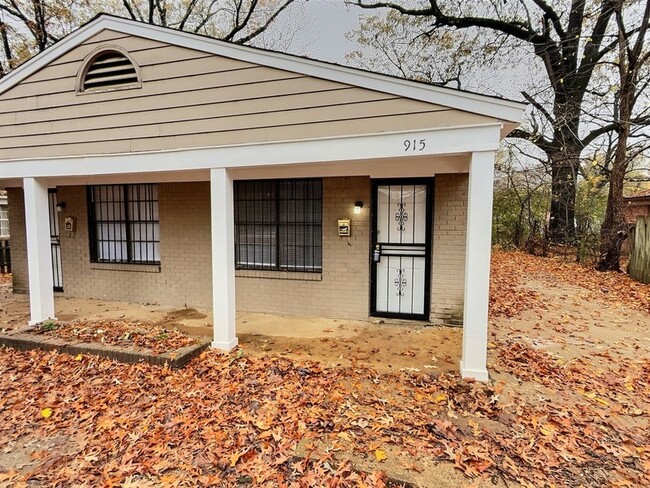 915 Pope St in Memphis, TN - Building Photo - Building Photo