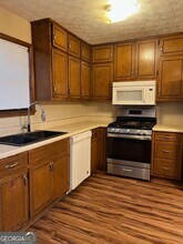 9579 Briar Creek Ln in Jonesboro, GA - Building Photo - Building Photo