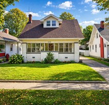 2122 S Center St in Terre Haute, IN - Building Photo