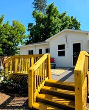 141 40th Ave NE in St. Petersburg, FL - Building Photo - Building Photo