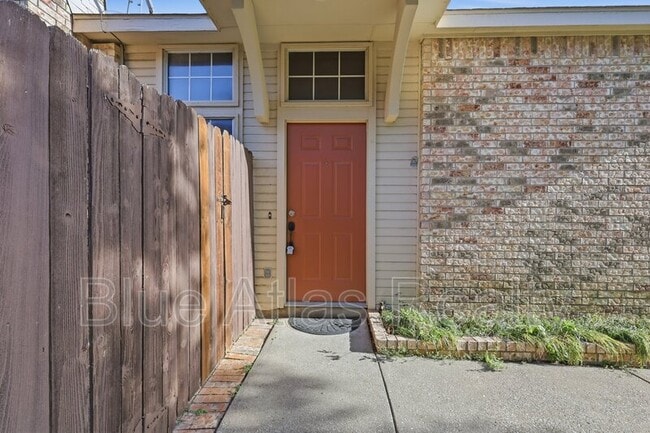 1818 Orchard Dr in Lewisville, TX - Building Photo - Building Photo