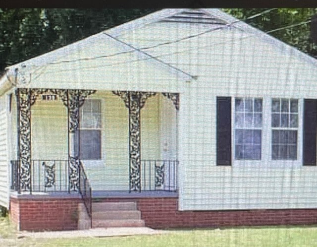 property at 139 E McCormick St