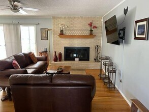 2408 Cutler Ave NE in Albuquerque, NM - Building Photo - Building Photo