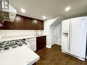 254 Browndale Crescent in Richmond Hill, ON - Building Photo - Building Photo