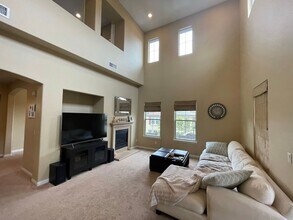 2833 Piantino Cir in San Diego, CA - Building Photo - Building Photo