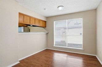 2408 Summer Pl Dr in Arlington, TX - Building Photo - Building Photo