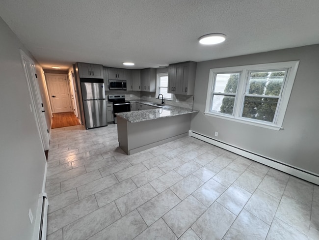 1 Selander St in New Britain, CT - Foto de edificio - Building Photo