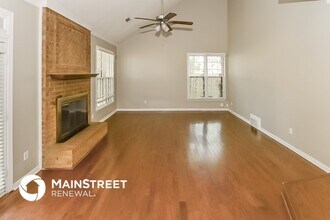 7204 Germanshire Oaks Cove in Memphis, TN - Foto de edificio - Building Photo