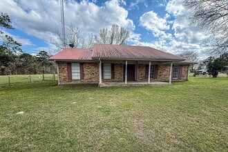 51 -A Paul Dixon Rd in Huntsville, TX - Building Photo - Building Photo