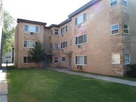 325 Custer Ave Apartments