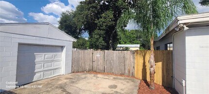2027 Bentley St in Orlando, FL - Building Photo - Building Photo