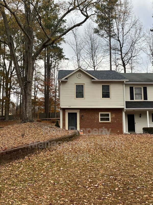 5127 Village Green Way in Alpharetta, GA - Building Photo - Building Photo