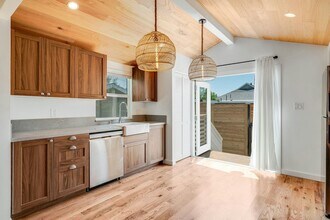 2320 1/2 Alta St in Los Angeles, CA - Building Photo - Building Photo