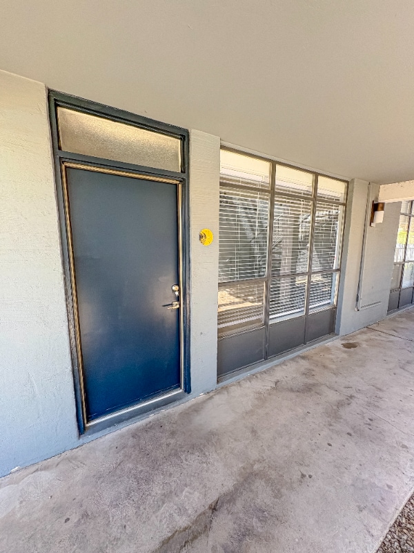 2950 N 46th St in Phoenix, AZ - Foto de edificio - Building Photo