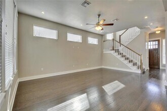 900 Banyon St in Austin, TX - Building Photo - Building Photo