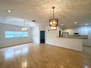 1867 S Dovetail Dr in Fort Pierce, FL - Building Photo - Building Photo
