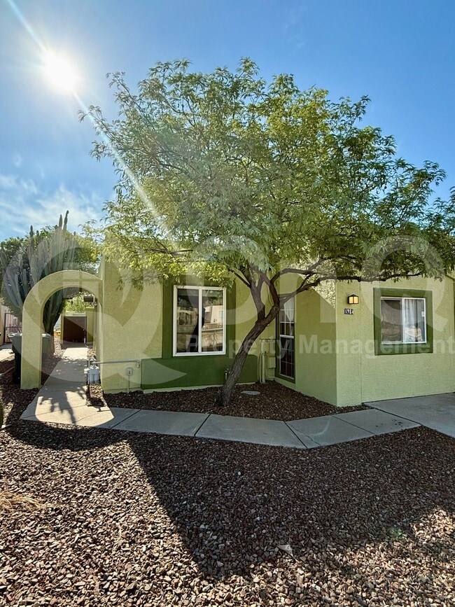 property at 1984 N Frances Blvd