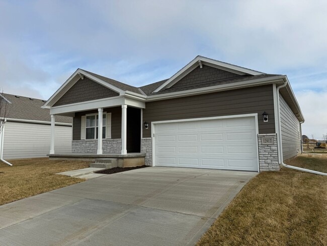 12917 S 66th Ave in Papillion, NE - Building Photo - Building Photo