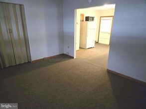 1154 Steamboat Rd in Shady Side, MD - Building Photo - Building Photo