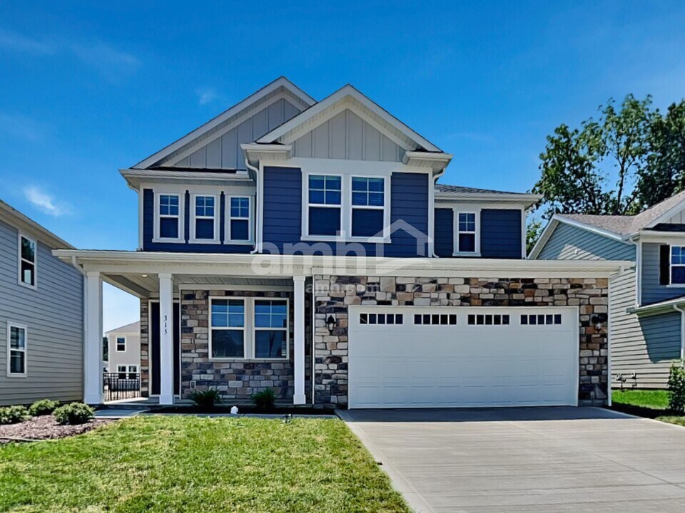 315 Pne Hl Ct in Delaware, OH - Building Photo