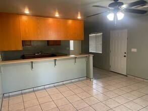 939 Baldwin Rd in Bakersfield, CA - Building Photo - Building Photo