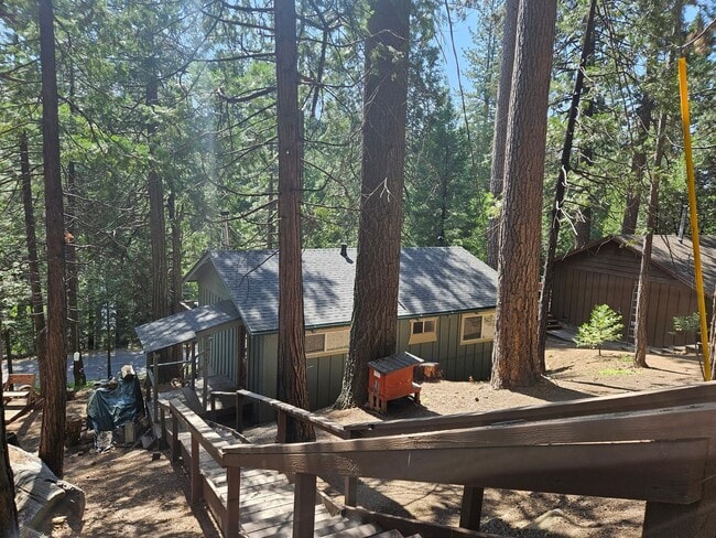 26445 Crystal Rd in Long Barn, CA - Building Photo - Building Photo