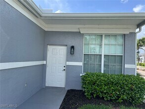 3841 Schoolhouse Rd E in Ft. Myers, FL - Building Photo - Building Photo