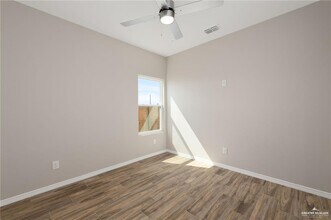 21 E Walnut Ave in McAllen, TX - Building Photo - Building Photo