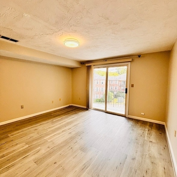364 Neponset St, Unit K in Canton, MA - Building Photo - Building Photo