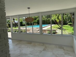 5891 SW 83rd St in South Miami, FL - Building Photo - Building Photo