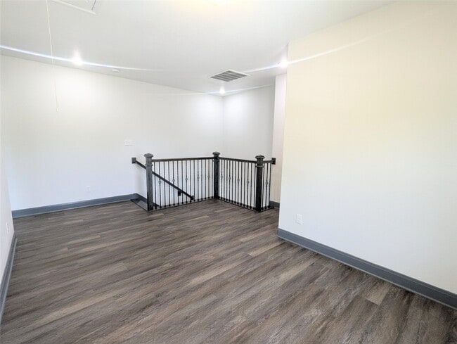 1028 Francis Dr in Pasadena, TX - Building Photo - Building Photo