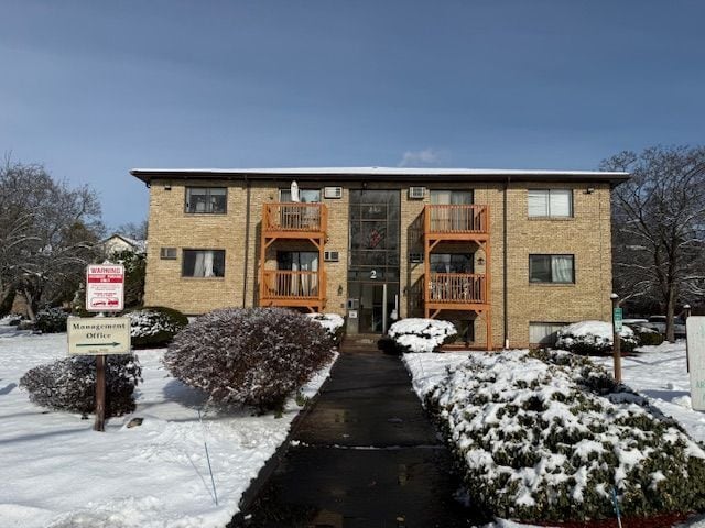 property at 2 Lancelot Court