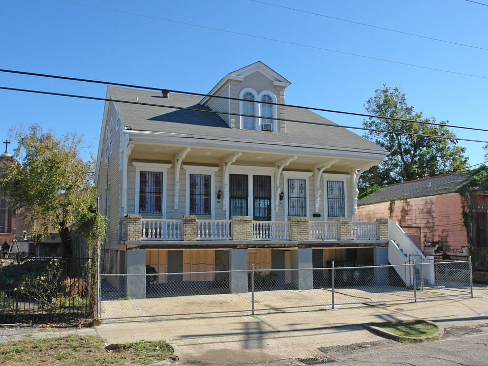 919 Jackson Ave in New Orleans, LA - Building Photo