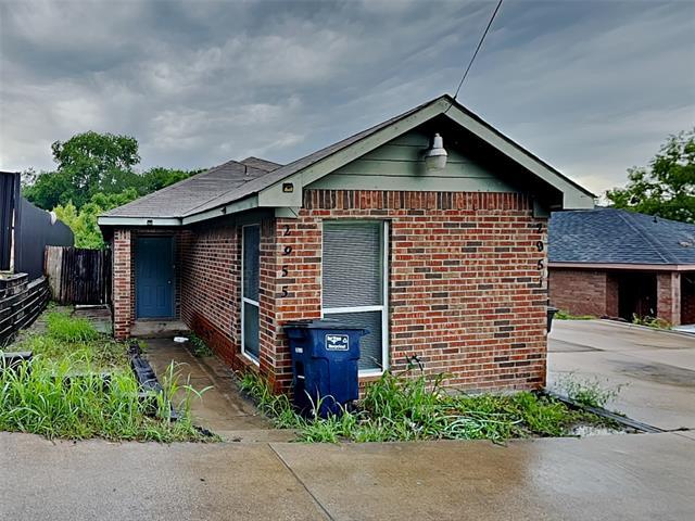 2955 Loving Ave in Fort Worth, TX - Building Photo