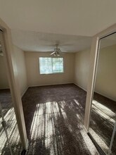 1100 Crestwood Ct S, Unit 1104 in Royal Palm Beach, FL - Foto de edificio - Building Photo