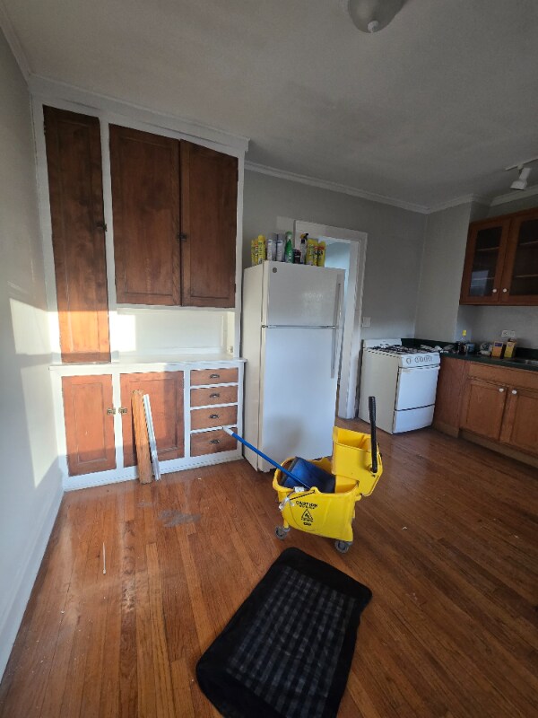 546476 S Harper Ave-Unit -5466-2A in Chicago, IL - Building Photo - Building Photo