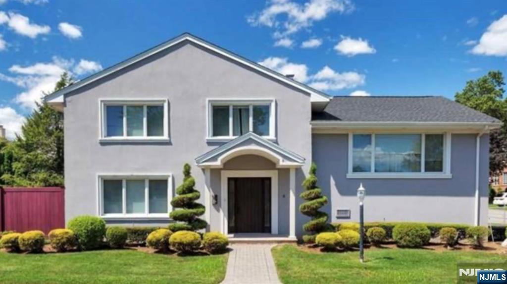 4 Camner St in Englewood Cliffs, NJ - Building Photo