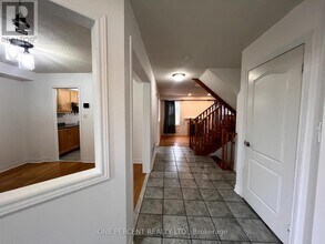 10 Royal Park Blvd in Barrie, ON - Building Photo - Building Photo