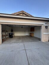4608 N Sergeant Ct in North Las Vegas, NV - Building Photo - Building Photo