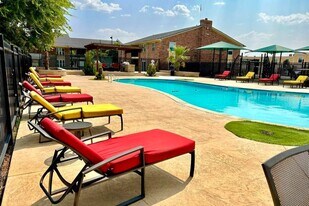 Rio Vista in Fort Worth, TX - Building Photo