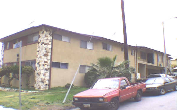 3210 Ellsworth St in Los Angeles, CA - Foto de edificio - Building Photo