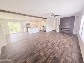 2213 E 16th Plaza in Panama City, FL - Building Photo - Building Photo