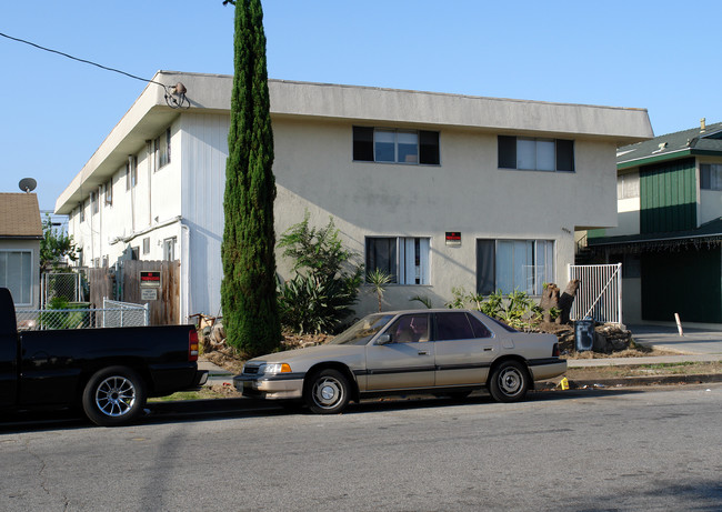 4024 W 142nd St in Hawthorne, CA - Foto de edificio - Building Photo