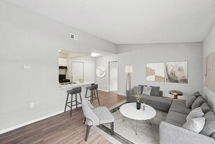 Vue at Baymeadows Apartments