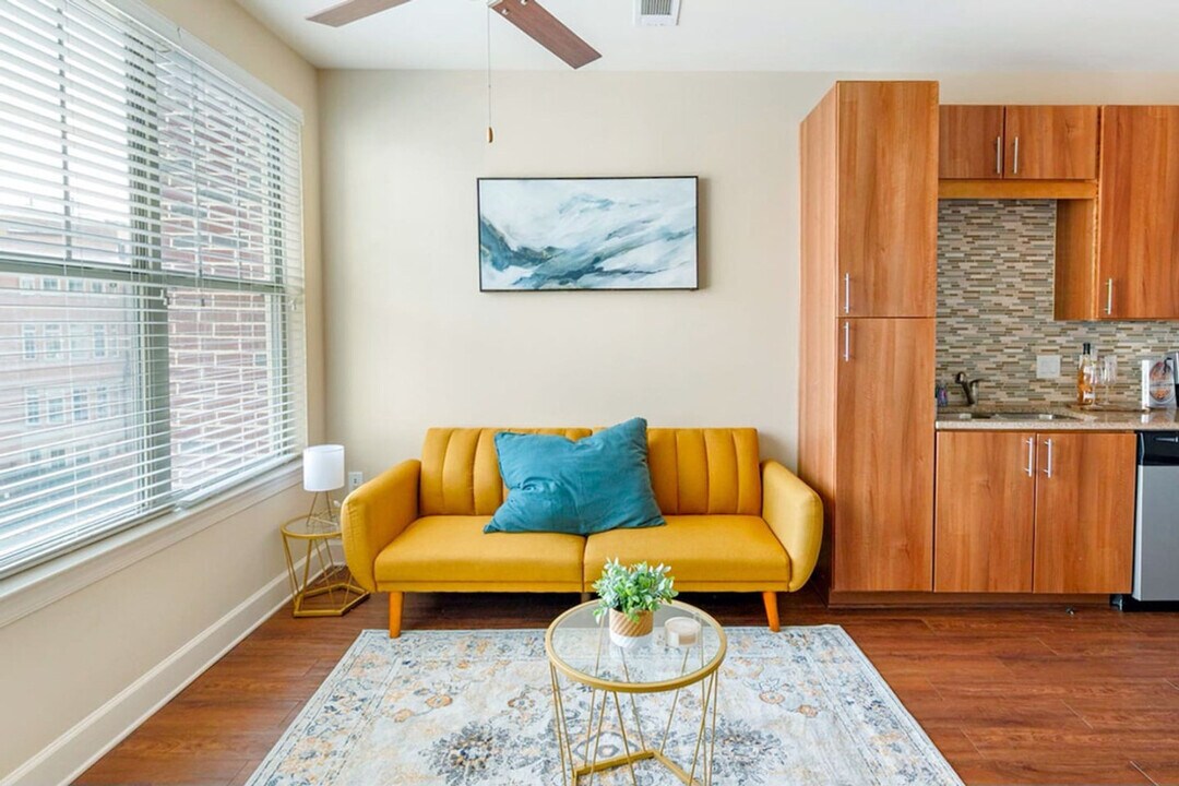 210 30th Ave N in Nashville, TN - Building Photo