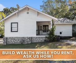 876 Custer St in Atlanta, GA - Building Photo