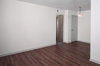 4708 Abbott Ave in Dallas, TX - Building Photo - Building Photo
